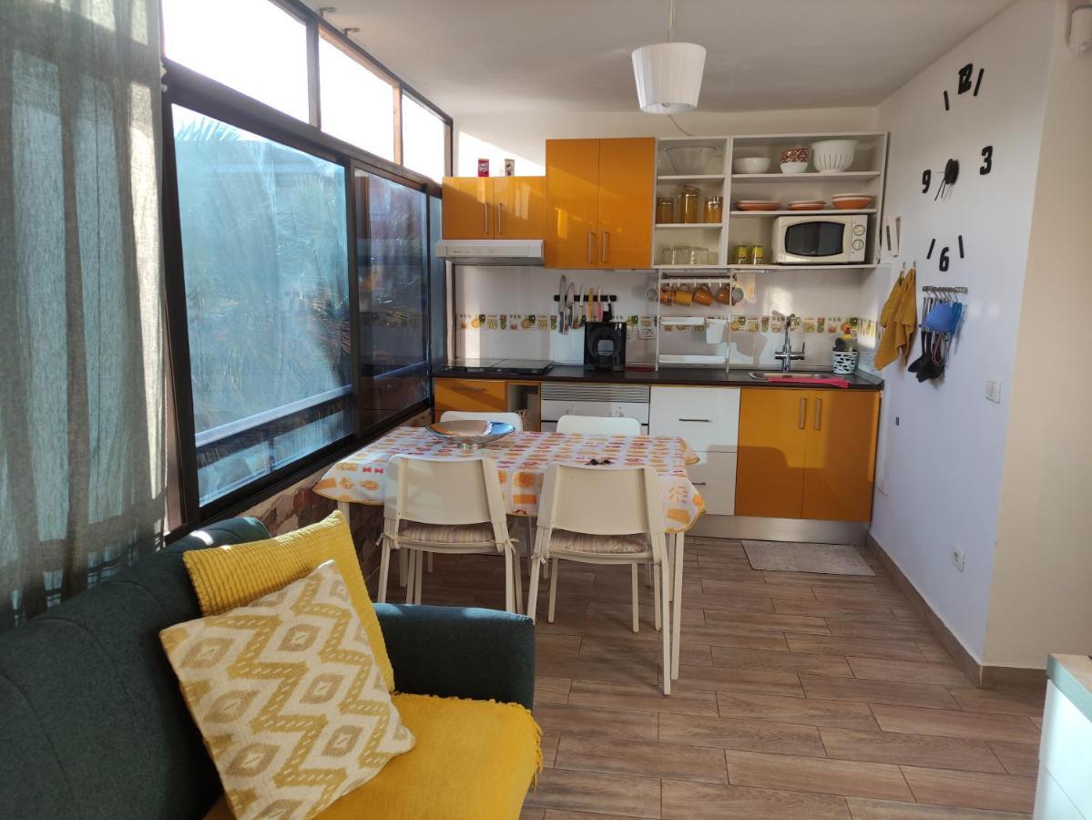 Montana Amarilla Apartment Лас Галетас Екстериор снимка
